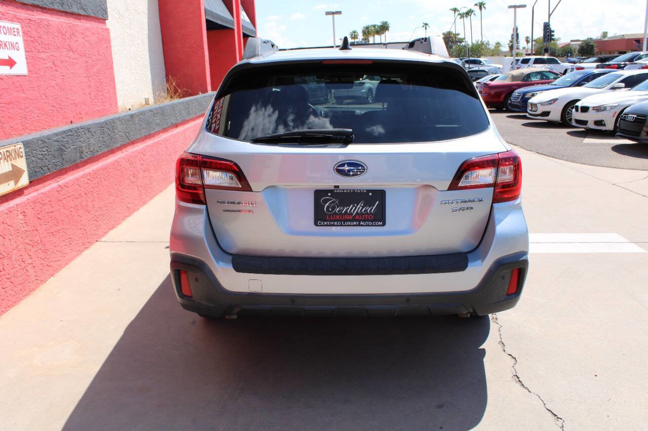 Used 2018 Subaru Outback 3.6R Limited image 4