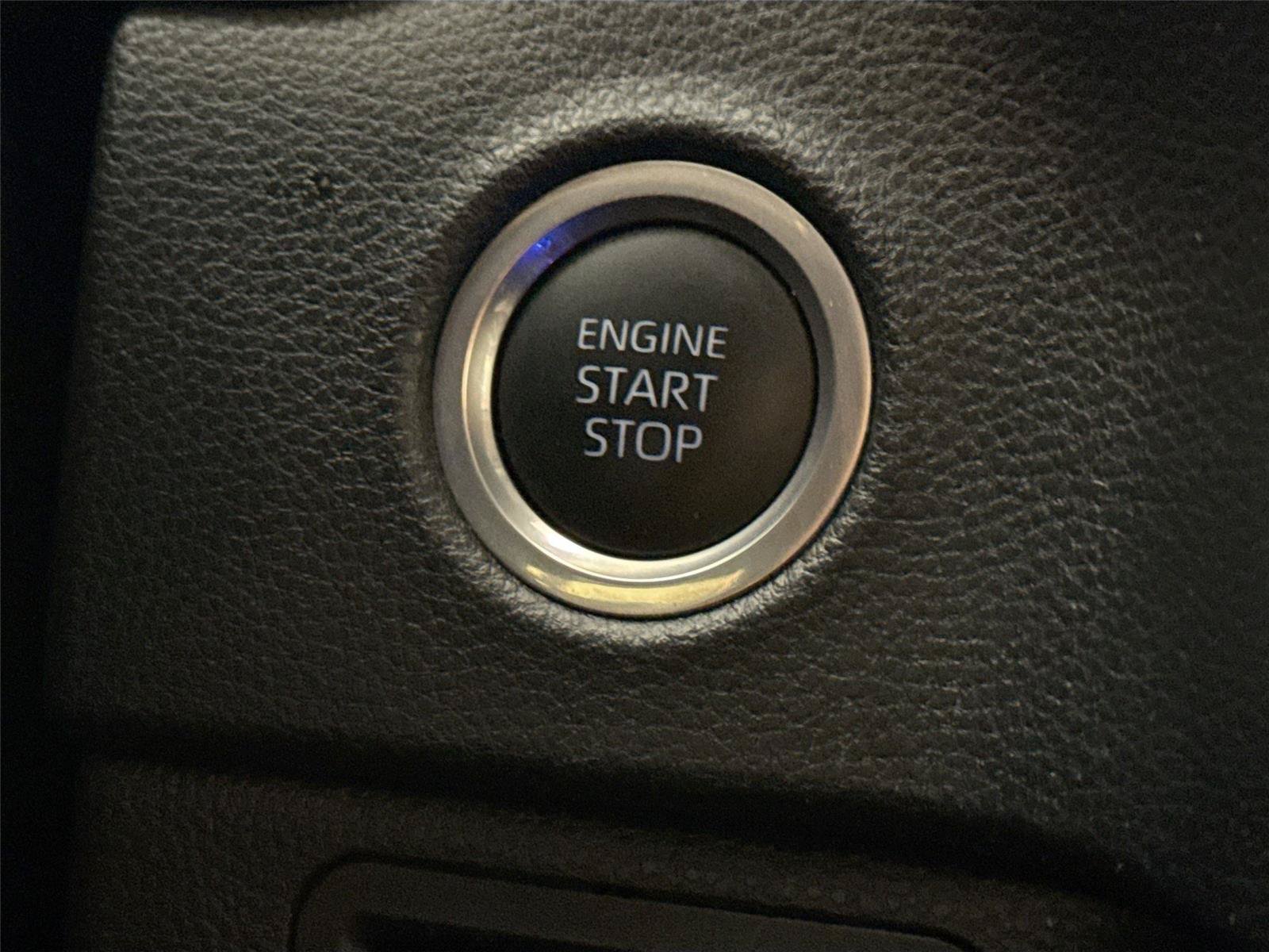 Used 2024 Toyota Tundra SR AWD/4WD image 21