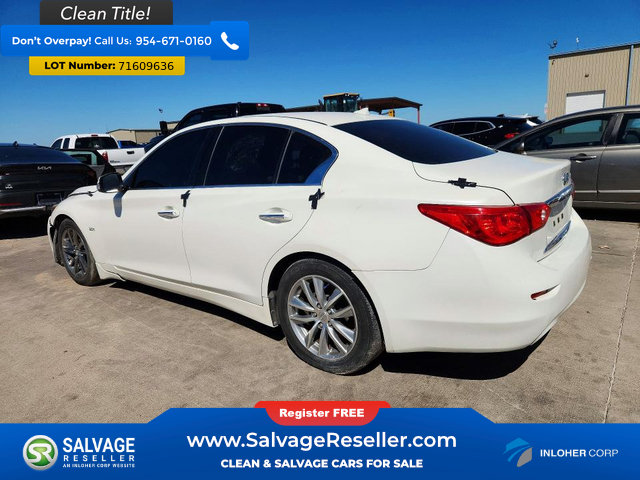 Used 2017 INFINITI Q50 Signature Edition w/ All Weather Package (L93) RWD image 3