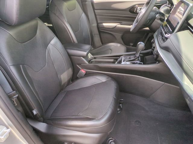 Used 2023 Jeep Compass High Altitude w/ Driver Assist Group I AWD/4WD image 23