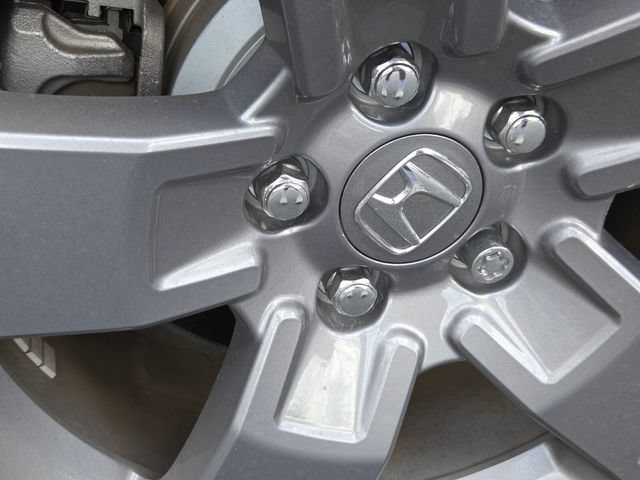 Used 2025 Honda Ridgeline TrailSport image 10
