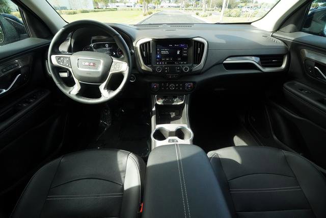 Used 2024 GMC Terrain Denali w/ Black Diamond Edition image 13