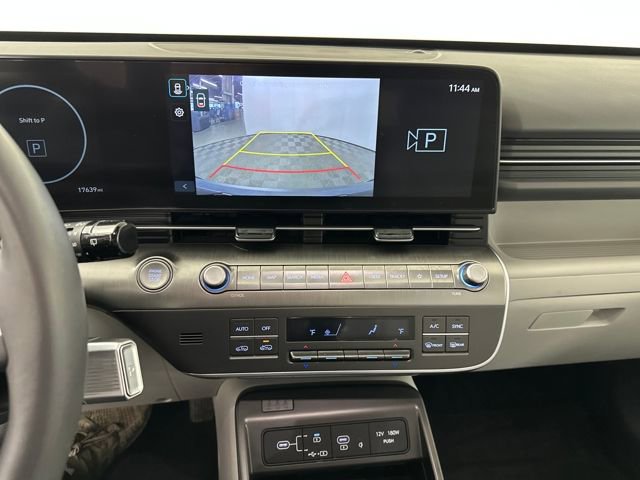 Certified 2024 Hyundai Kona SEL w/ Convenience Package image 22