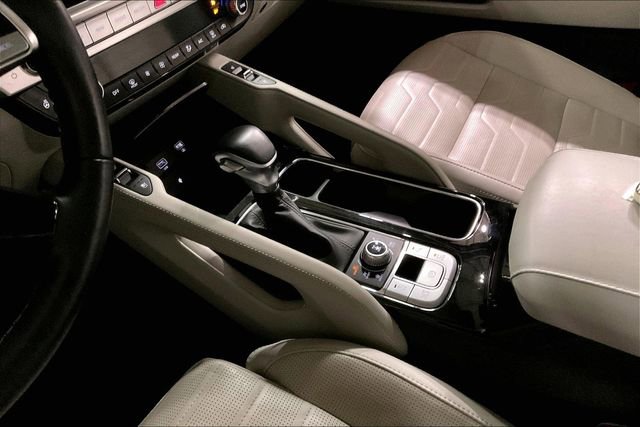Used 2022 Kia Telluride SX w/ SX Prestige Package AWD/4WD image 15