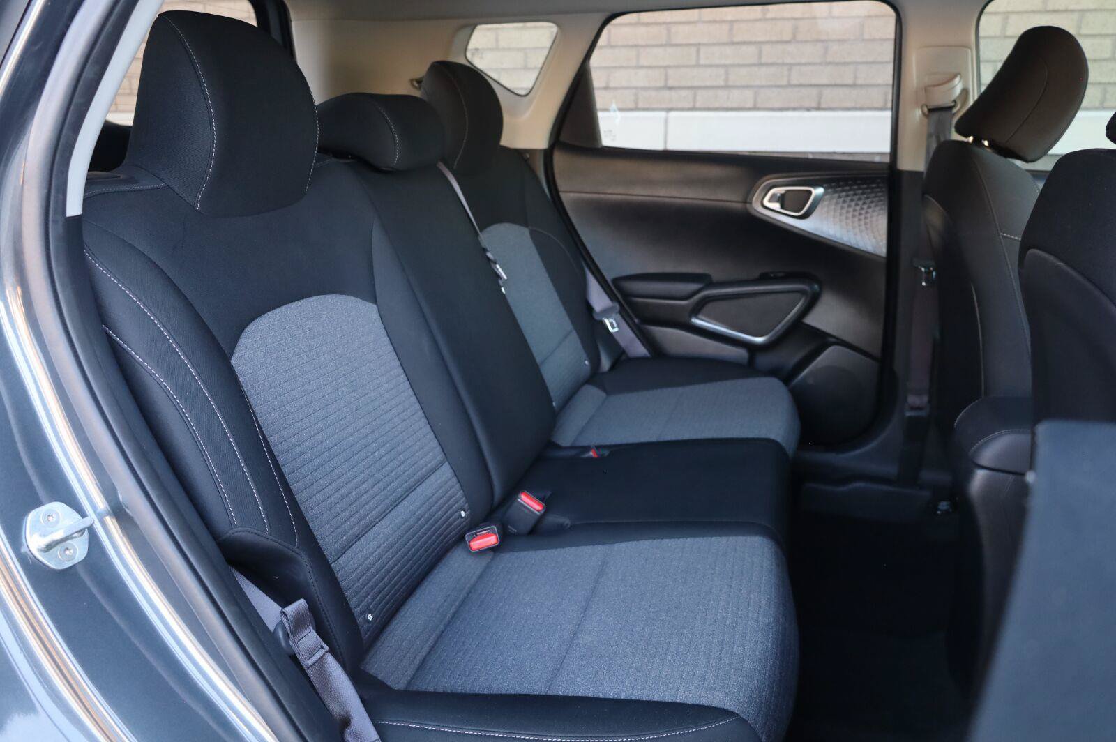 Used 2021 Kia Soul S FWD image 25