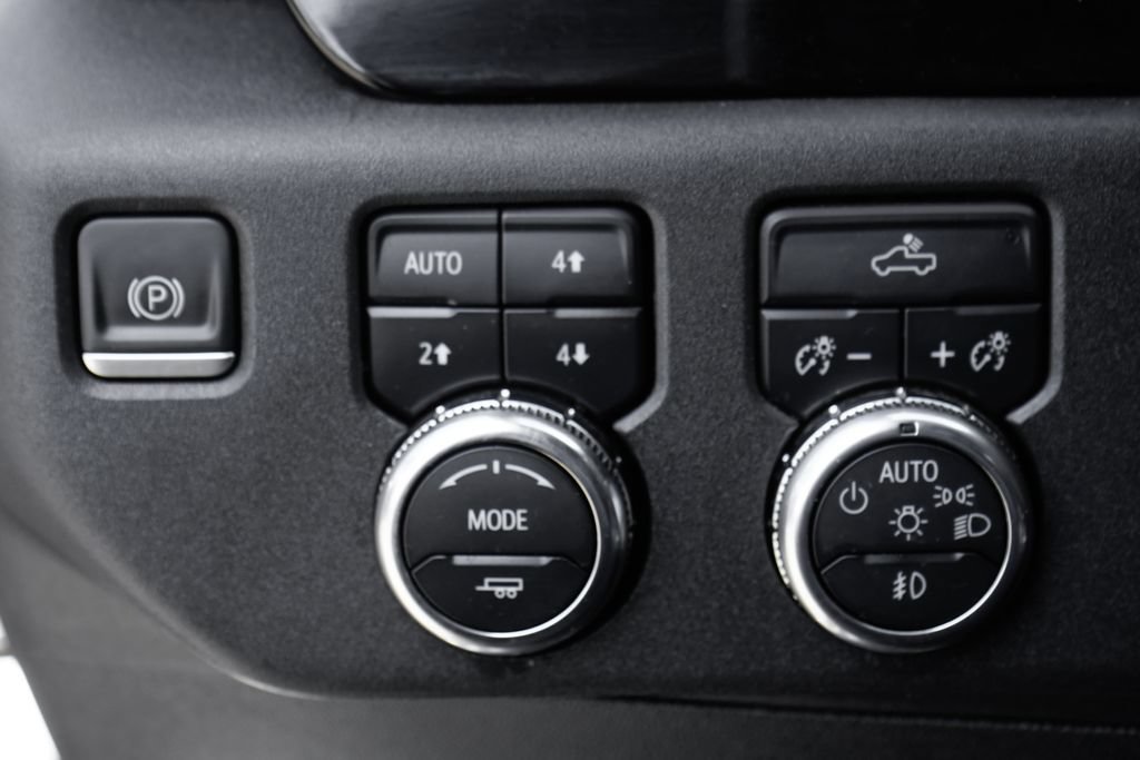 Used 2022 GMC Sierra 1500 Elevation w/ X31 Off-Road Package AWD/4WD image 19