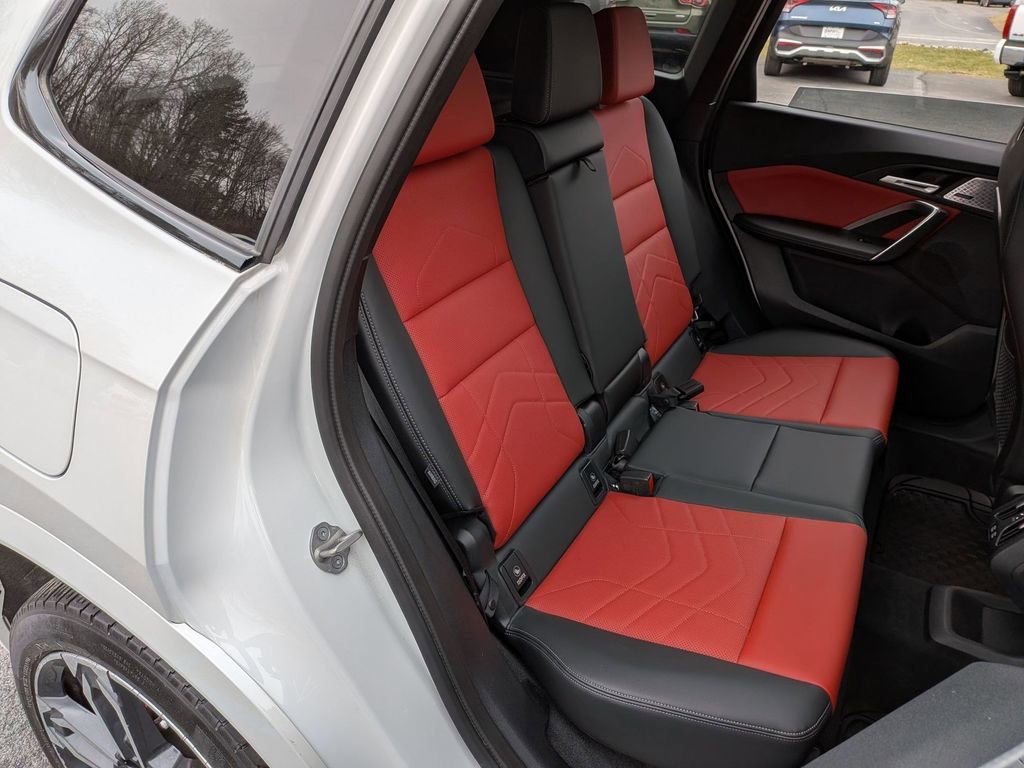 Used 2024 BMW X1 M35i w/ Premium Package image 22