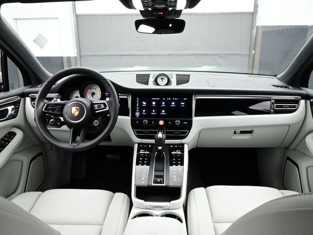 New 2026 Porsche Macan GTS AWD/4WD image 20