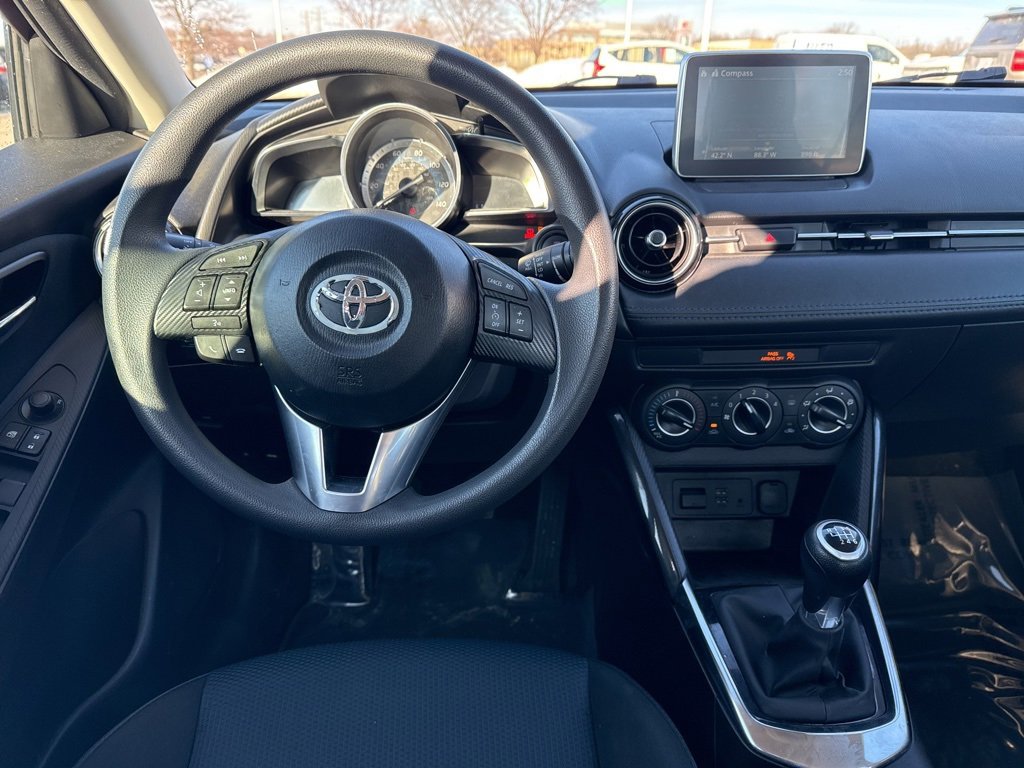 Used 2017 Toyota Yaris iA image 10