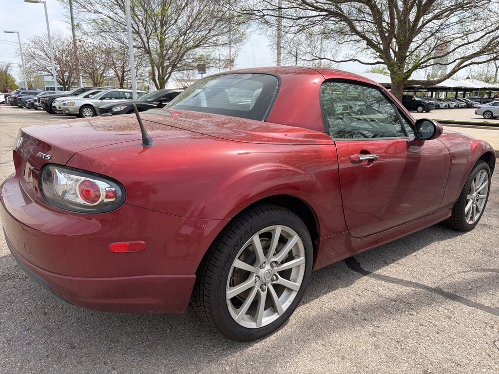 Used 2007 MAZDA MX-5 Miata Touring w/ Appearance Pkg image 5