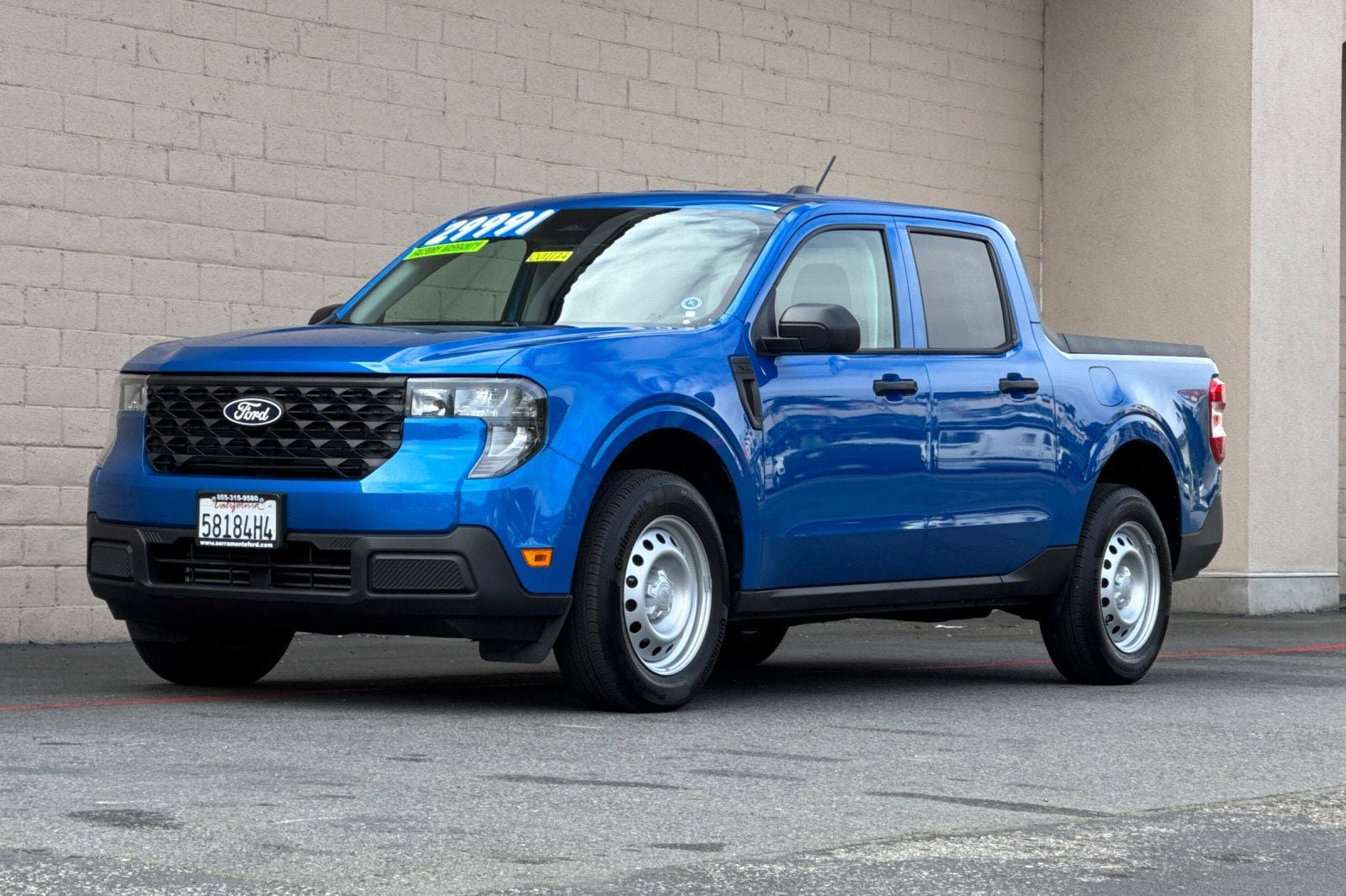 Used 2025 Ford Maverick XL w/ Equipment Group 102A image 8