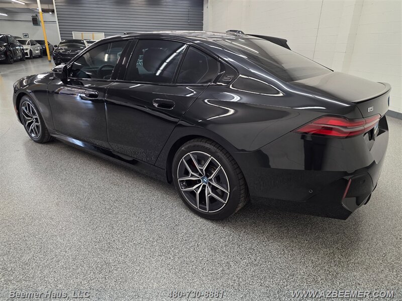 Used 2024 BMW i5 M60 w/ Premium Package AWD/4WD image 6