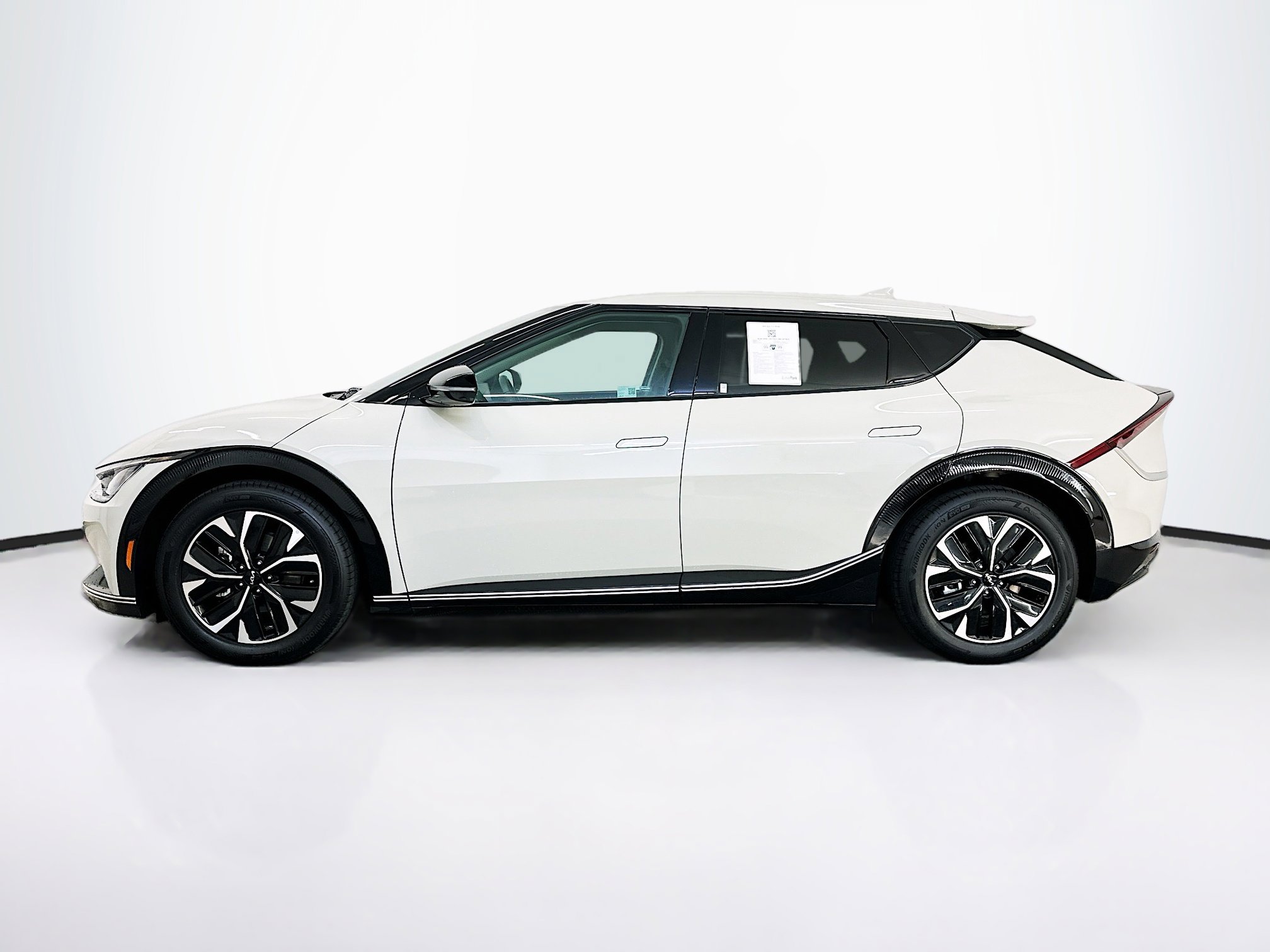 Used 2024 Kia EV6 Wind image 4