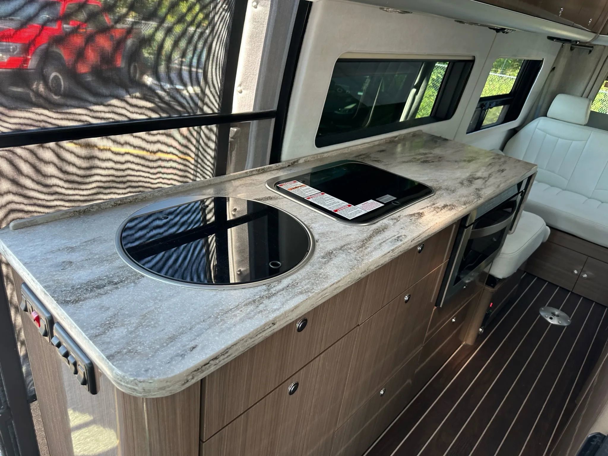 Used 2016 Mercedes-Benz Sprinter 3500 image 40