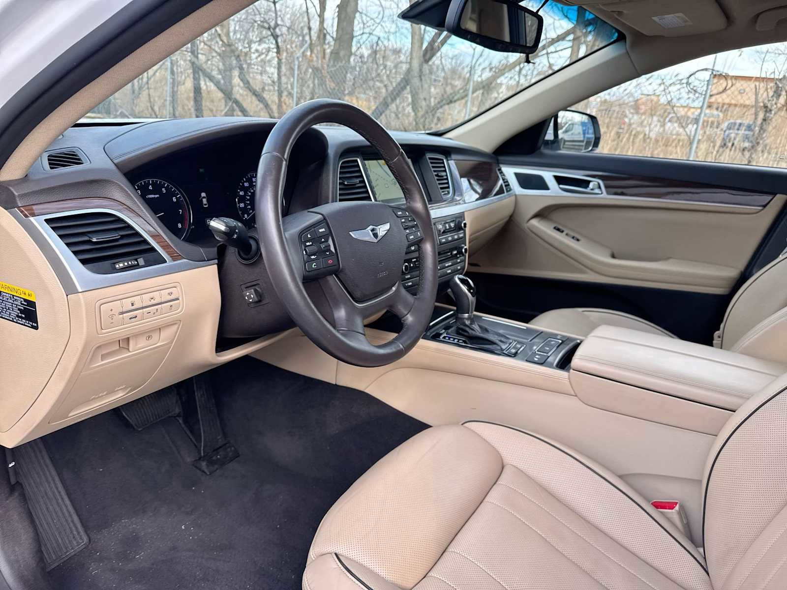 Used 2015 Hyundai Genesis 3.8 w/ Option Group 03 image 10