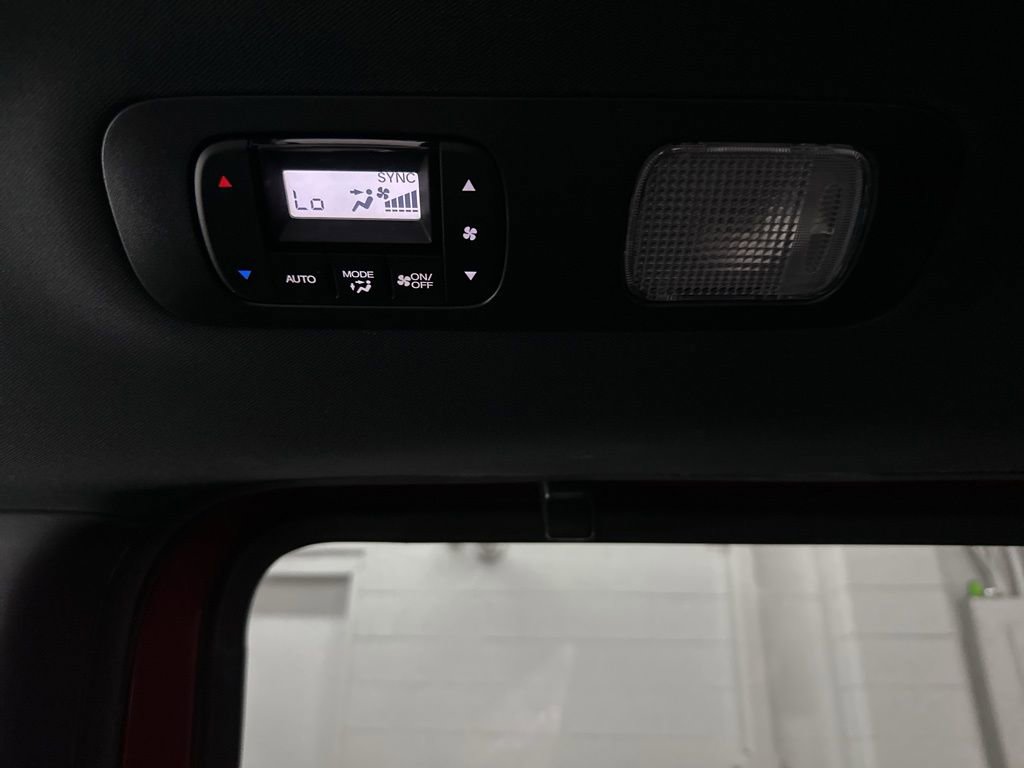 Used 2023 Honda Odyssey Sport image 32
