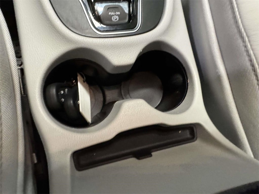 Used 2021 Jeep Cherokee Limited image 28