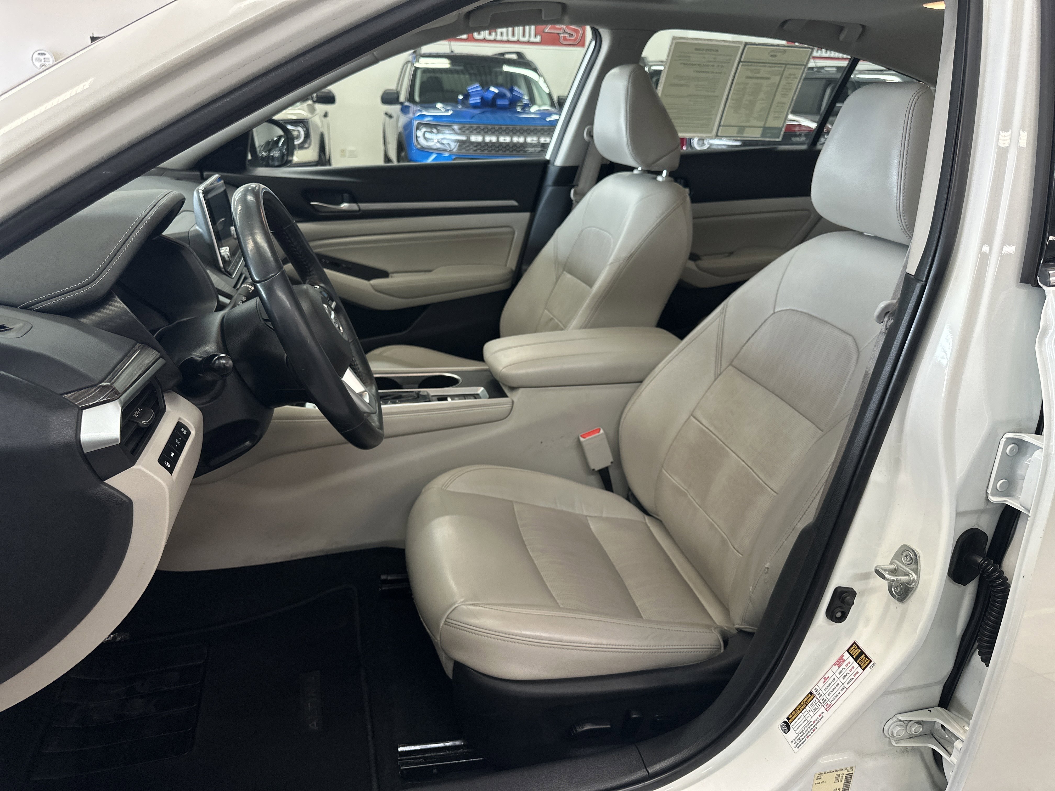 Used 2019 Nissan Altima 2.5 Platinum image 5