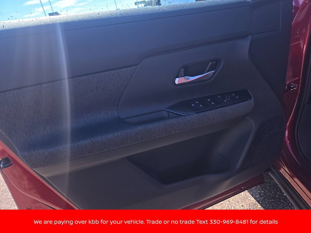 New 2027 Nissan Kicks SV AWD/4WD image 11
