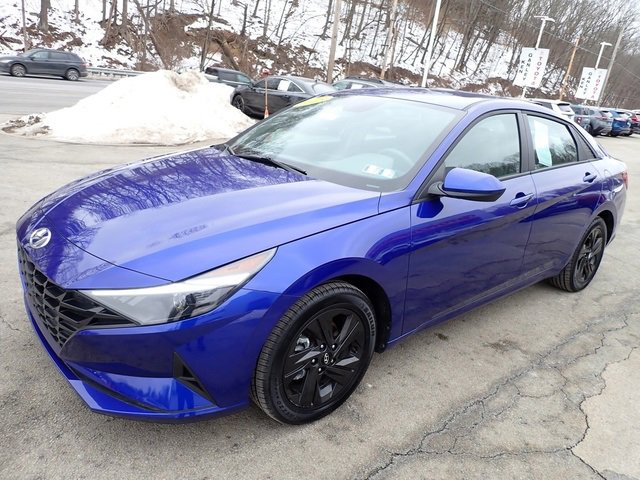 Used 2023 Hyundai Elantra SEL image 10