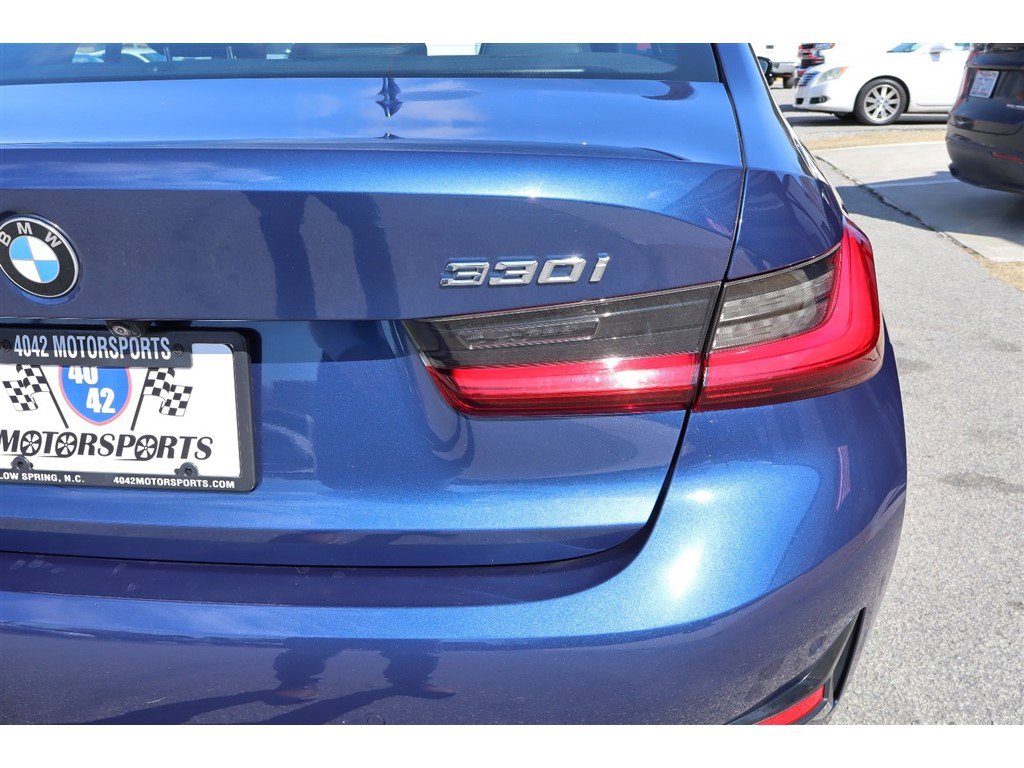 Used 2021 BMW 330i xDrive Sedan AWD/4WD image 44