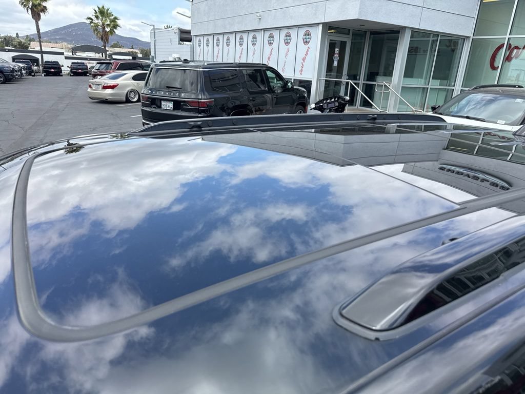 Used 2024 Jeep Grand Cherokee Summit AWD/4WD image 13