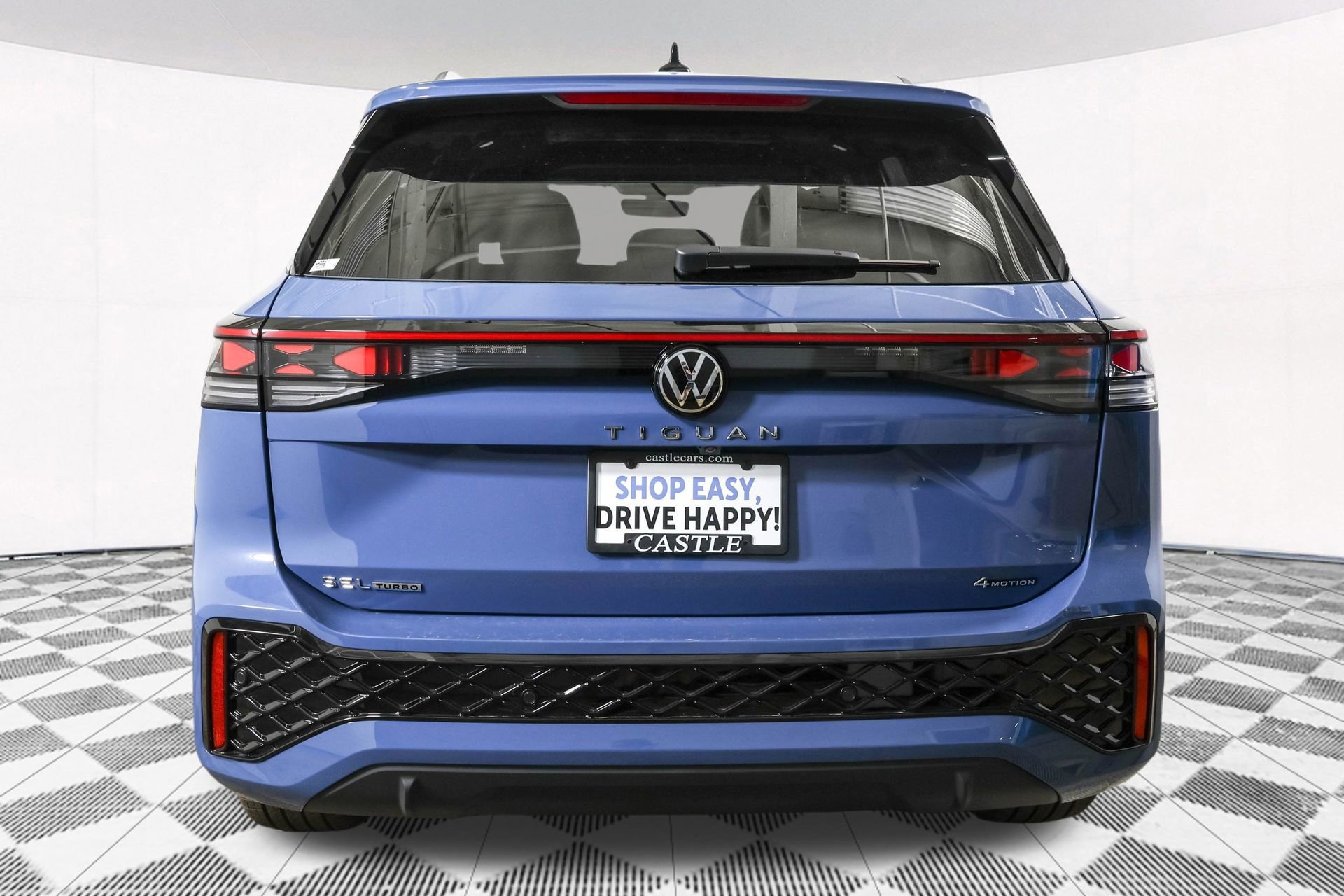 New 2026 Volkswagen Tiguan SEL R-Line AWD/4WD image 14