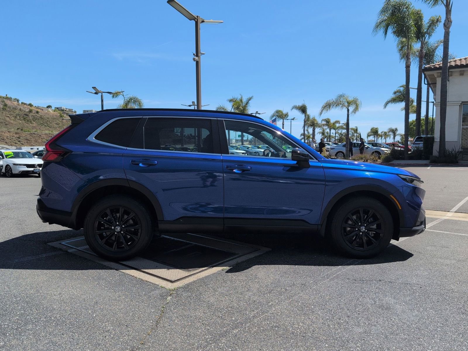 Used 2024 Honda CR-V Sport image 6