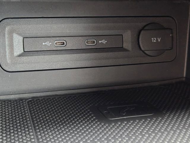 Used 2023 Volkswagen Atlas SE image 29