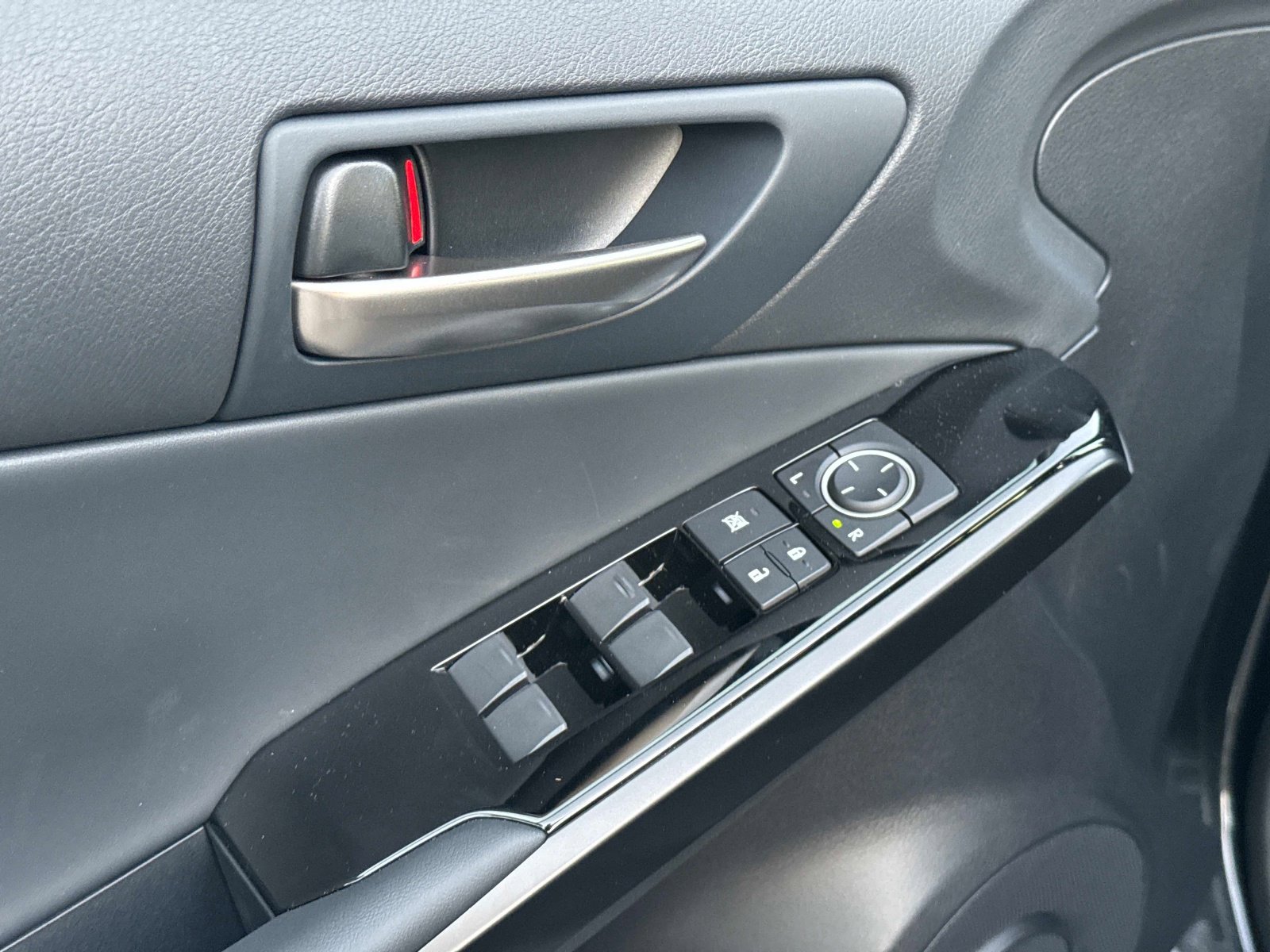 New 2025 Lexus IS 300 F Sport image 18