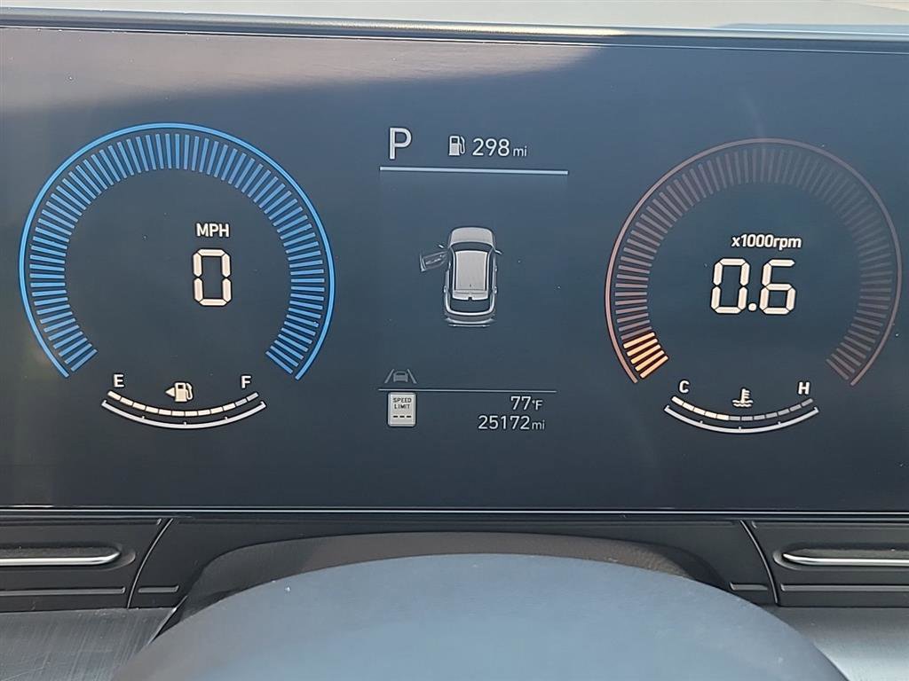 Used 2024 Hyundai Kona SEL image 4