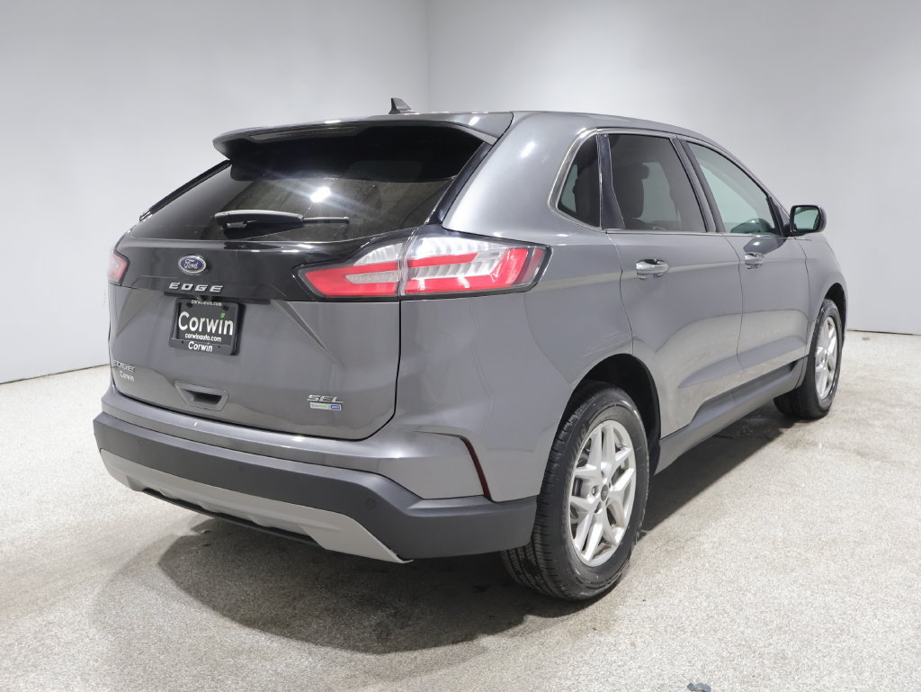 Used 2023 Ford Edge SEL AWD/4WD image 2