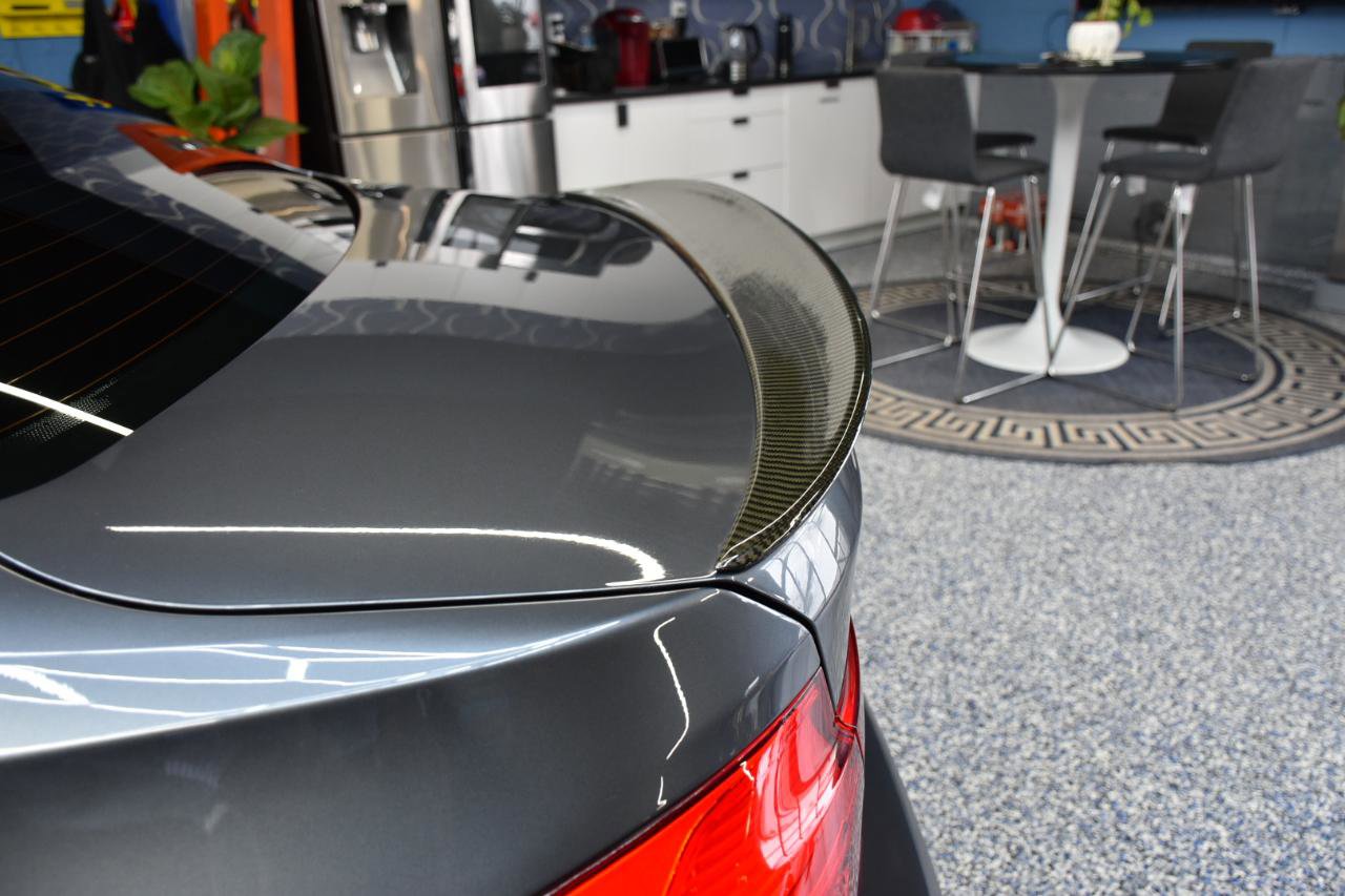 Used 2018 BMW 340i xDrive Sedan w/ Premium Package AWD/4WD image 9