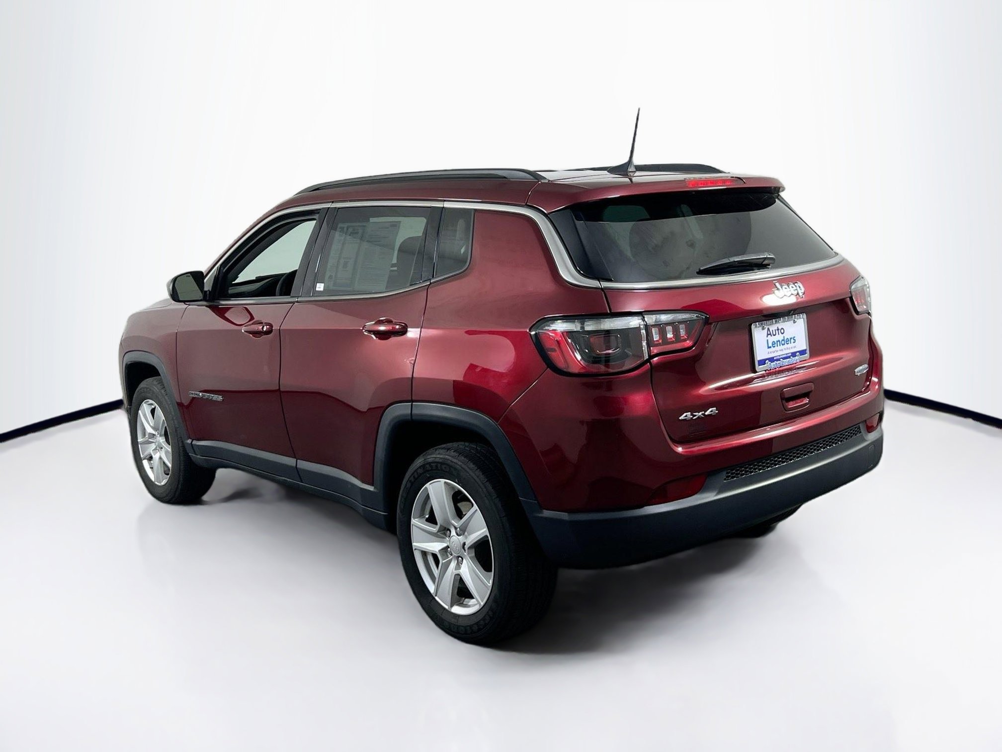 Used 2022 Jeep Compass Latitude AWD/4WD image 7