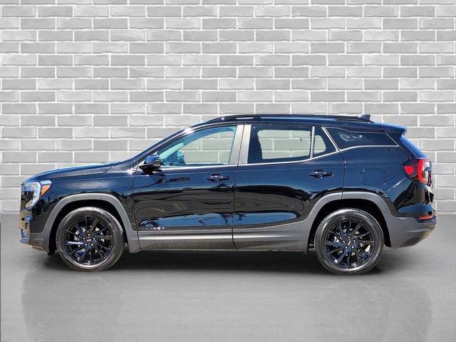 Certified 2024 GMC Terrain SLE w/ Elevation Edition FWD image 9