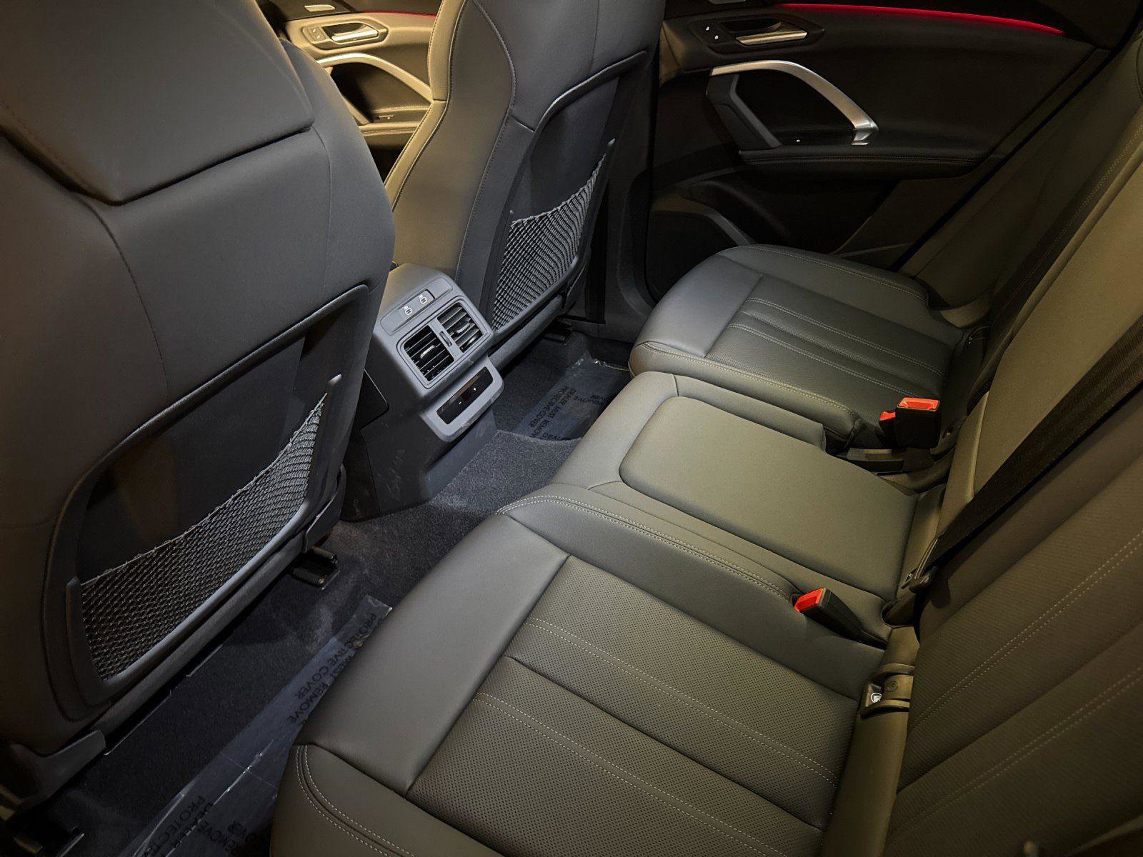 Used 2025 Audi Q5 Premium Plus w/ Premium Plus image 12