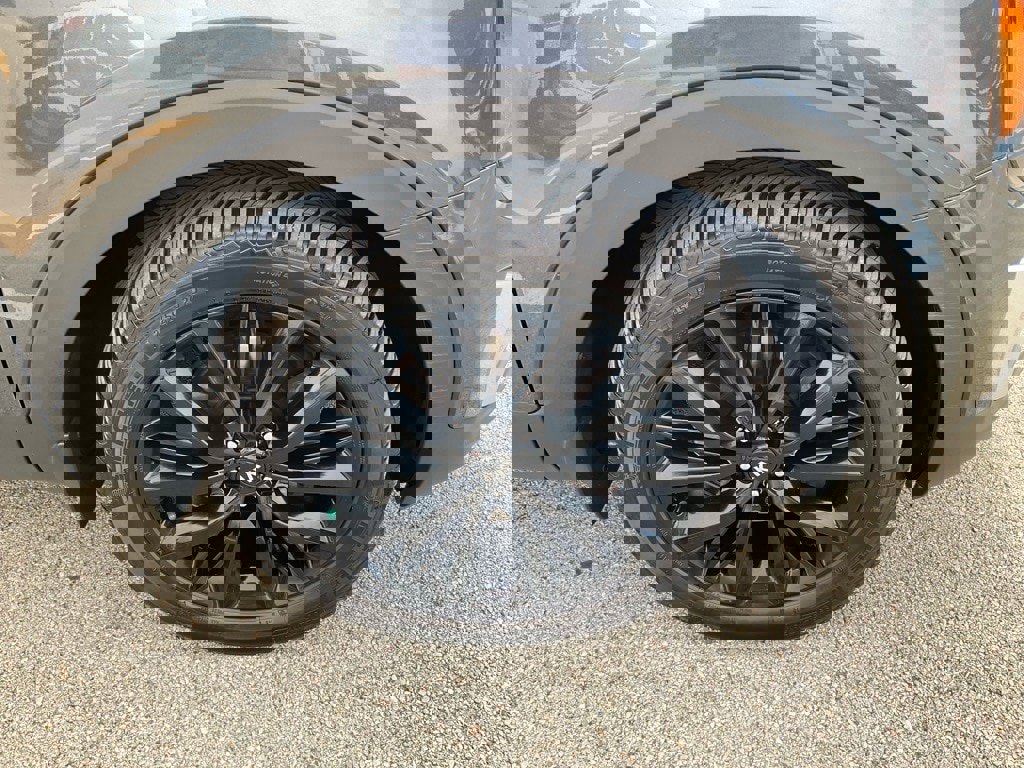 Used 2020 Kia Telluride SX w/ SX Prestige Package image 30