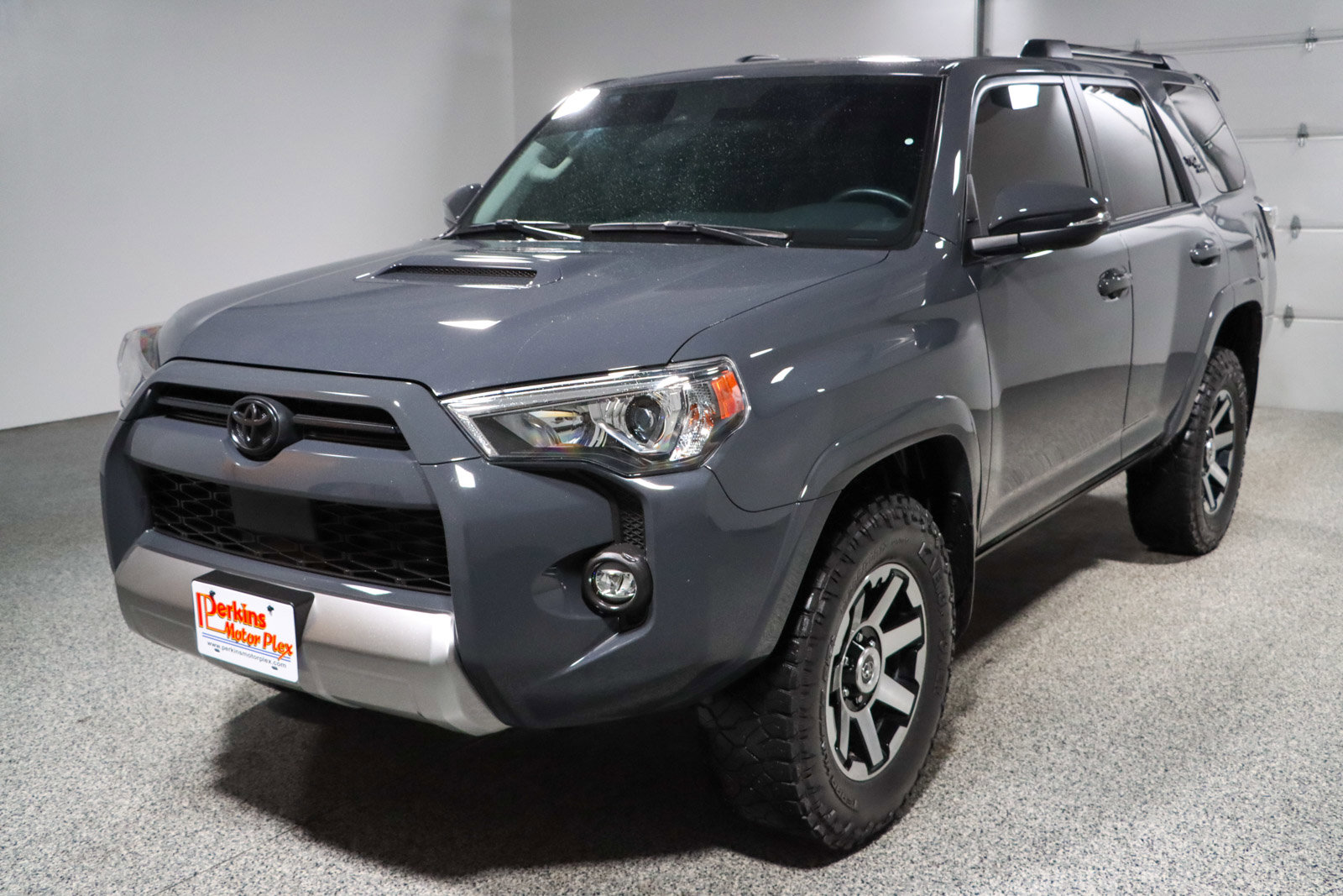 Used 2024 Toyota 4Runner TRD Off-Road Premium w/ Moonroof Package AWD/4WD image 31