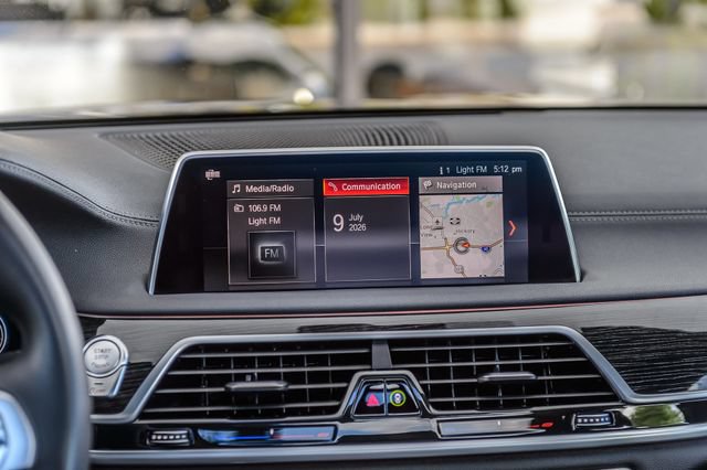 Used 2019 BMW 740i w/ M Sport Package RWD image 30