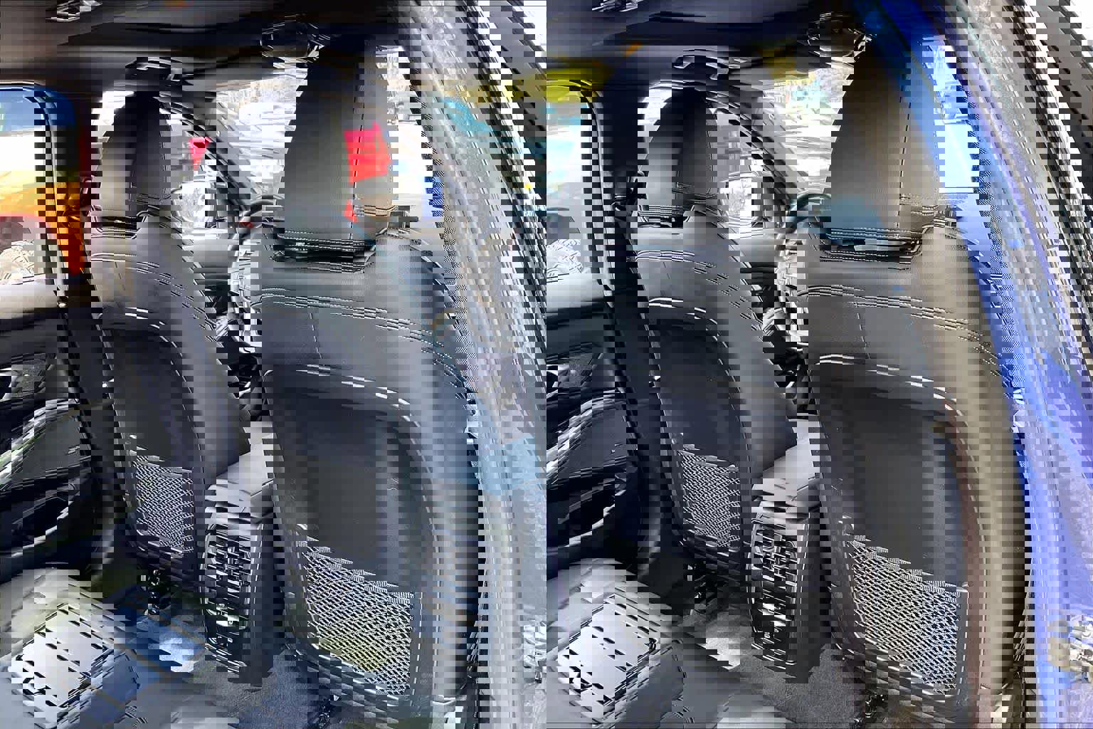 Certified 2023 BMW 330i xDrive 330i xDrive w/ Premium Package image 20