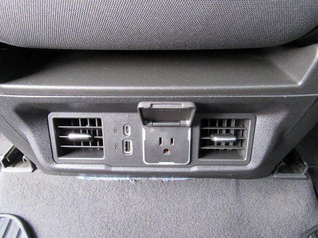 Used 2023 GMC Sierra 1500 SLE image 23