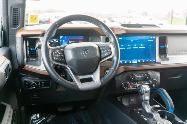 Used 2023 Ford Bronco Outer Banks image 14