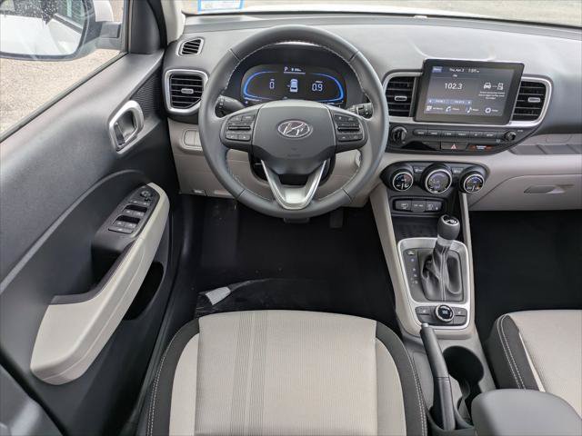 New 2026 Hyundai Venue SEL FWD image 10