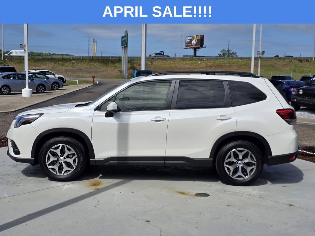Used 2024 Subaru Forester Premium image 6