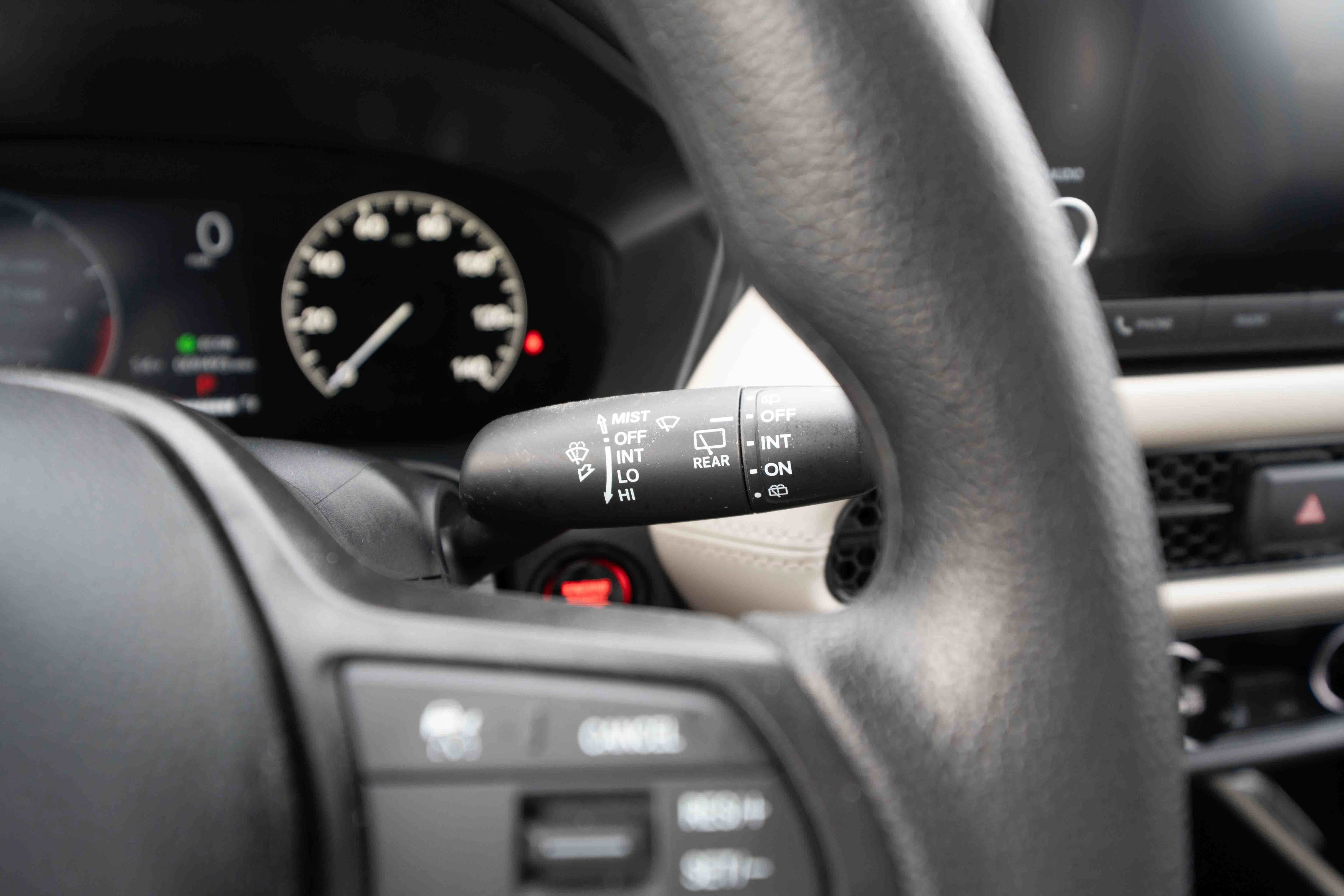 Used 2025 Honda HR-V LX image 14