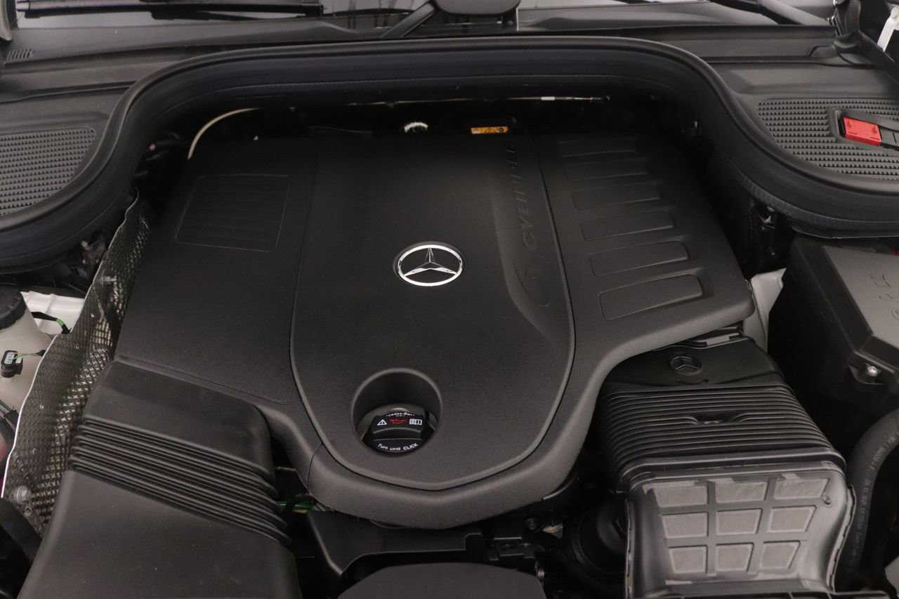 New 2026 Mercedes-Benz GLE 450 4MATIC image 9