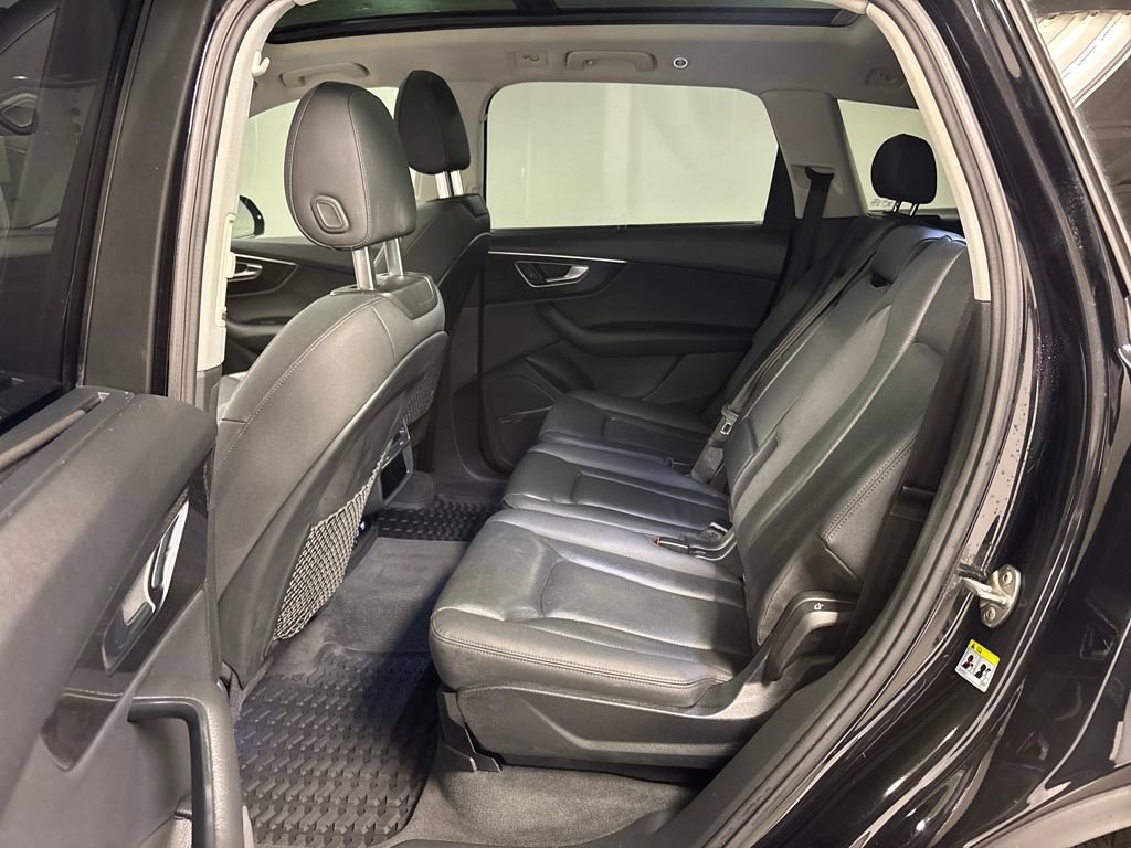 Used 2020 Audi Q7 3.0T Premium Plus w/ Premium Plus Package image 31