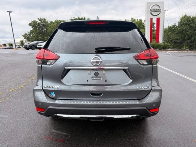 Certified 2020 Nissan Rogue SV w/ Premium Package AWD/4WD image 6