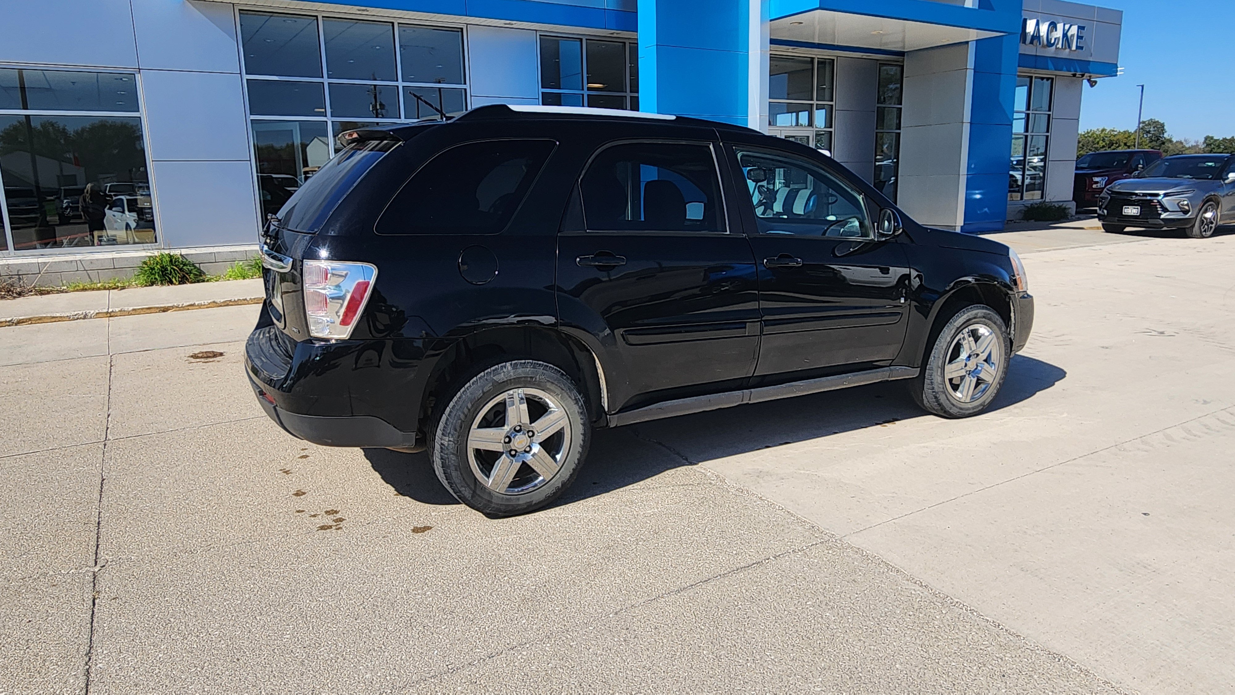 Used 2008 Chevrolet Equinox LT w/ LT Preferred Equipment Group AWD/4WD image 5