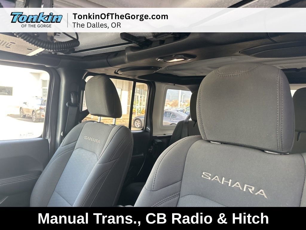 Used 2018 Jeep Wrangler Unlimited Sahara AWD/4WD image 14